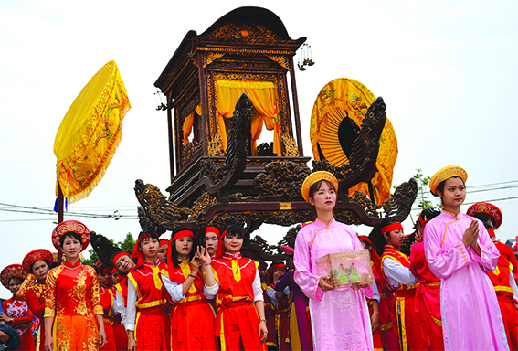 Hội làng năm Tý